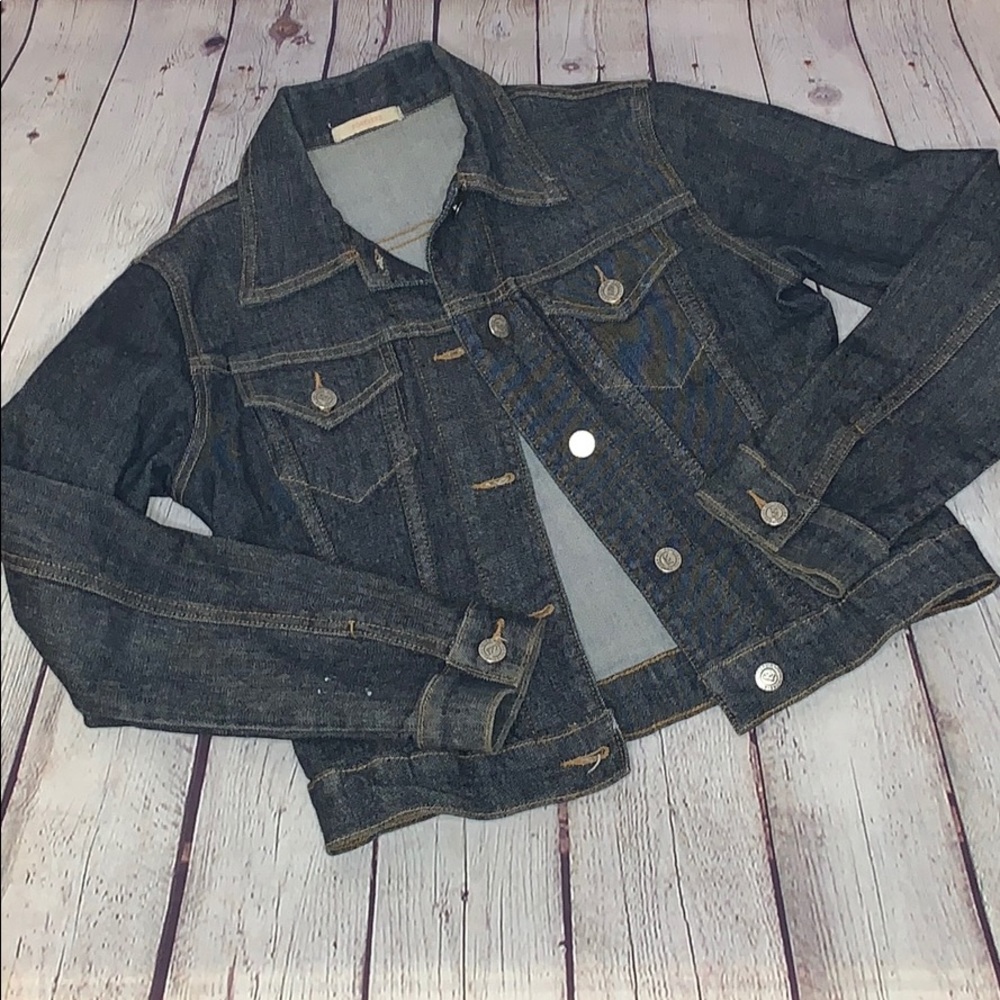 Stretchy Denim jean Jacket 🔥
